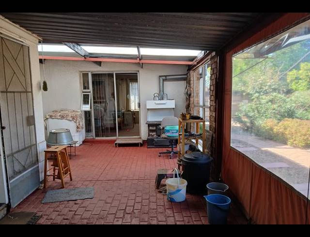 4 BEDROOM HOUSE FOR SALE IN RONDEBULT